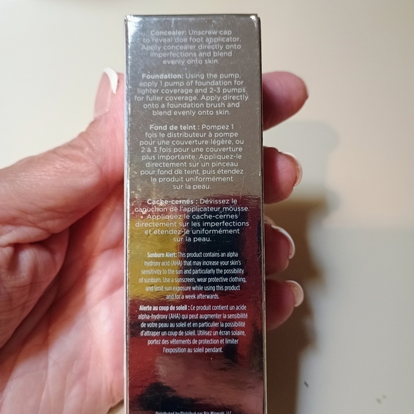 Pur 4-in-1 Love Your Selfie Foundation & Concealer - Picture 4 of 4